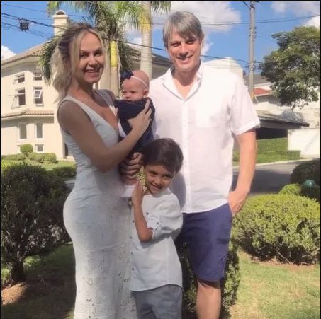 apresentadora eliana detaq